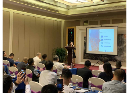 中信保王丹丹小姐分享服务措施