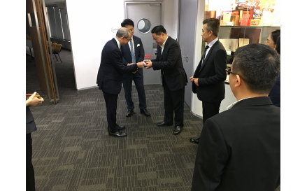 互相交流