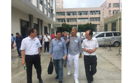 1參觀珠海飛馬傳動機械公司車間